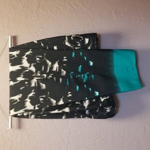 LUCKY & COCO Sz 8 pants, Black & White with Teal border at hem, GUC CL#22